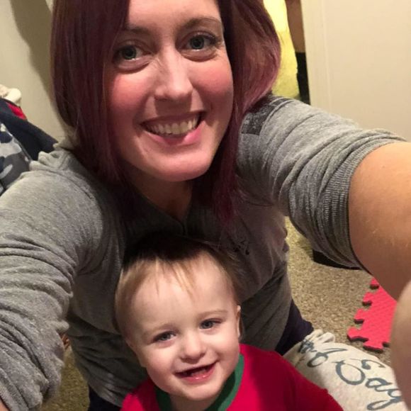 Meet your Posher, Jennifer - Picture 1 of 1